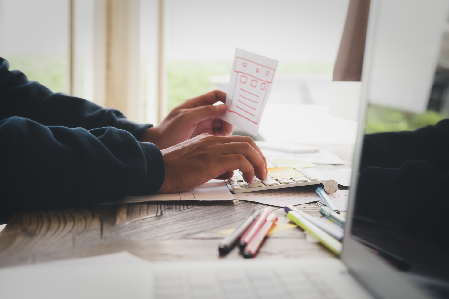 Web Designer Planning Application for Mobile Phone